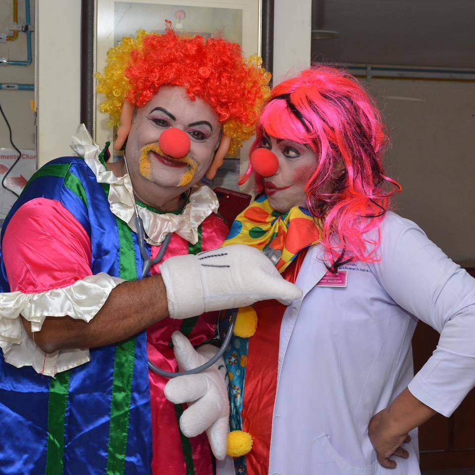 Can laughing at your suffering be an opportunity? | Anantram and Meenakshi (Medical Clowns) | Founders of NGO – Rohit Memorial Trust